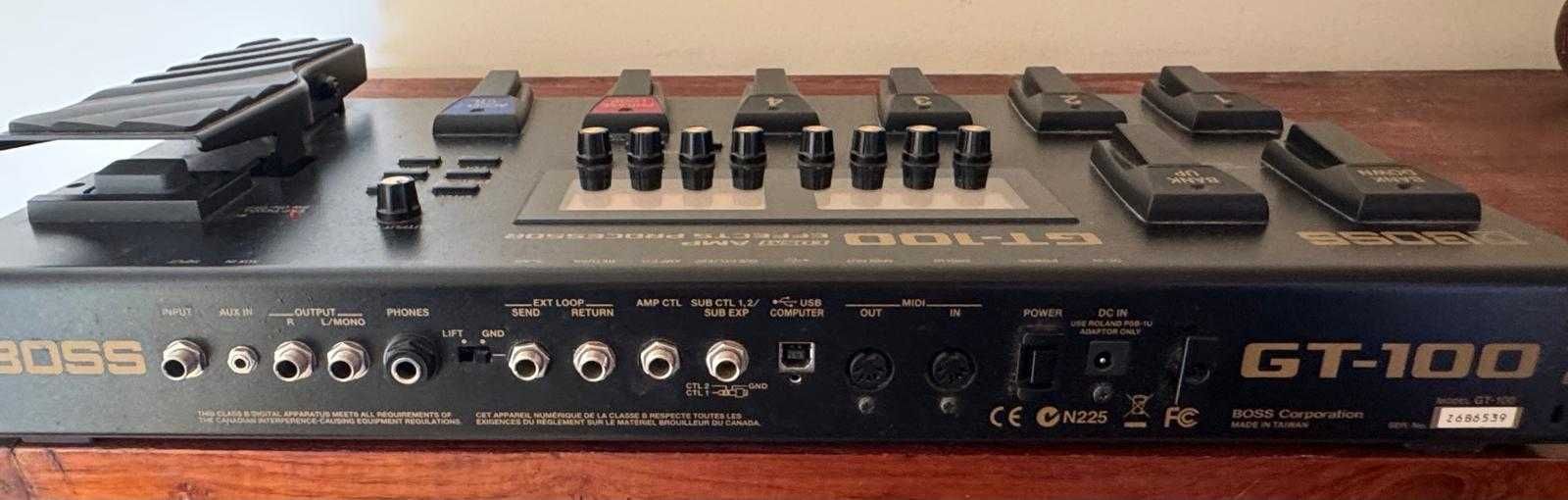 Boss GT 100 Pedaleira + Pedal Bag + Transformador Originais