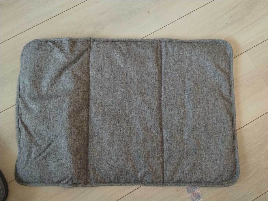 Torba i łóżeczko turystyczne dla niemowląt bizzi growin pod travel bag