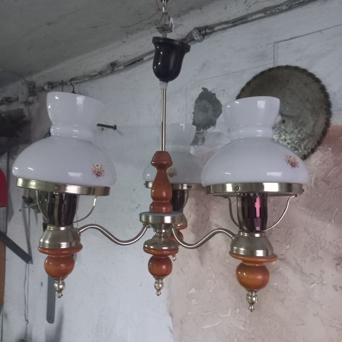 Stara lampa na 3 kinkiety