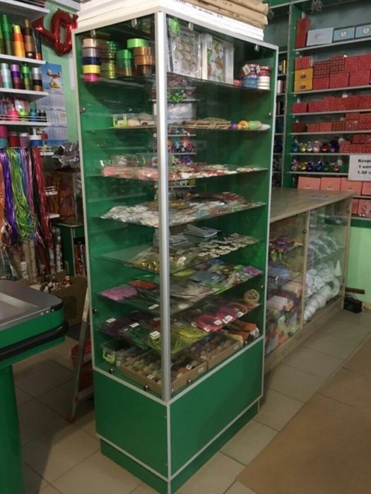 Шафа вітрина для торгівлі колекції