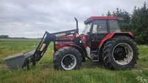 Case 5140 z turem Stoll