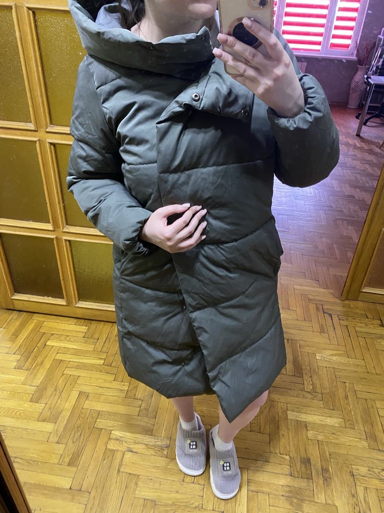 Продам Пуховик зимовий