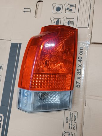 Volvo V70 polift lampa lewa tylna tył