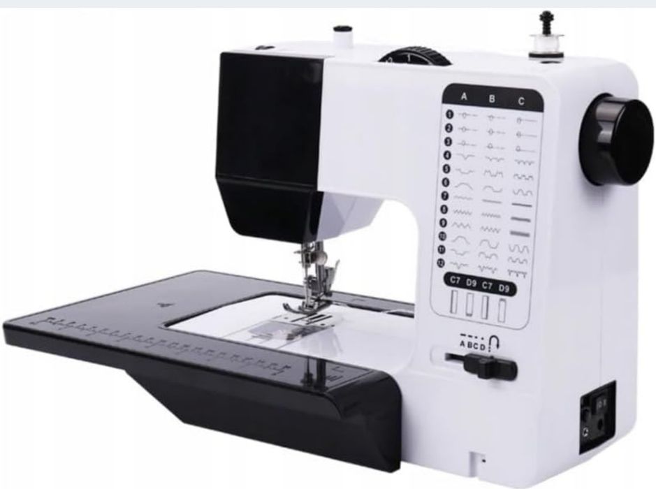 Maszyna  do  Szycia Domowa Mechaniczna Solidna 38 Programów