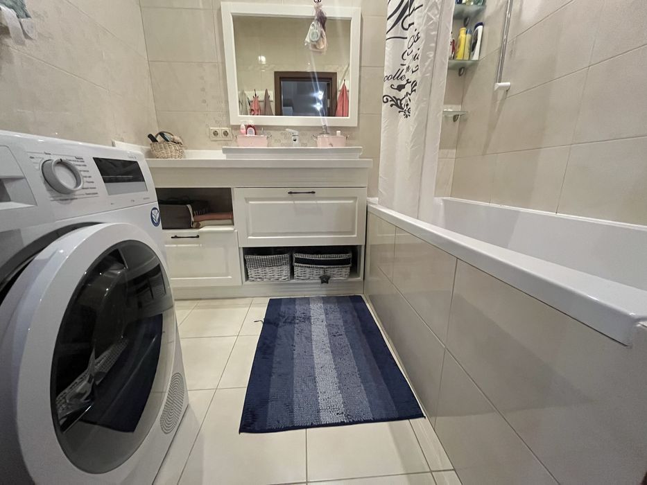 ЭКС!Госпрограммы!Красивая 3 к. 90м р-н Небесной сотни! Дорогой ремонт