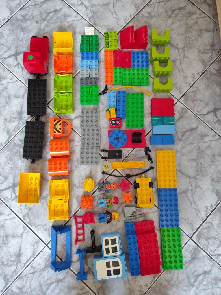 Lego Duplo " Pociąg Deluxe"  10508 + "Tory kolejowe" 10882