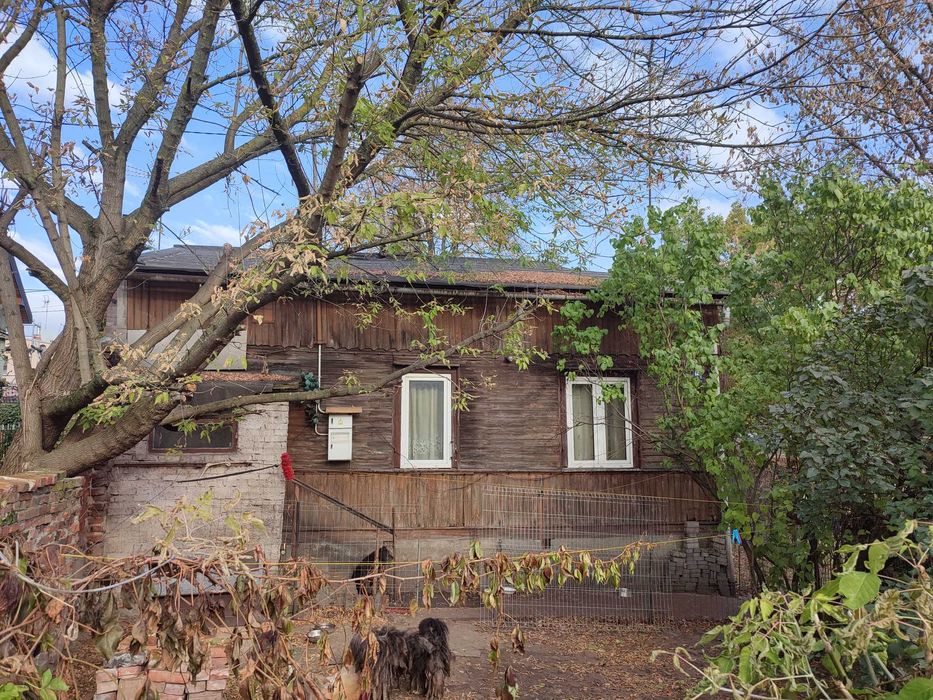 zabudowana nieruchomość gruntowa 366m2 + 3 budynki