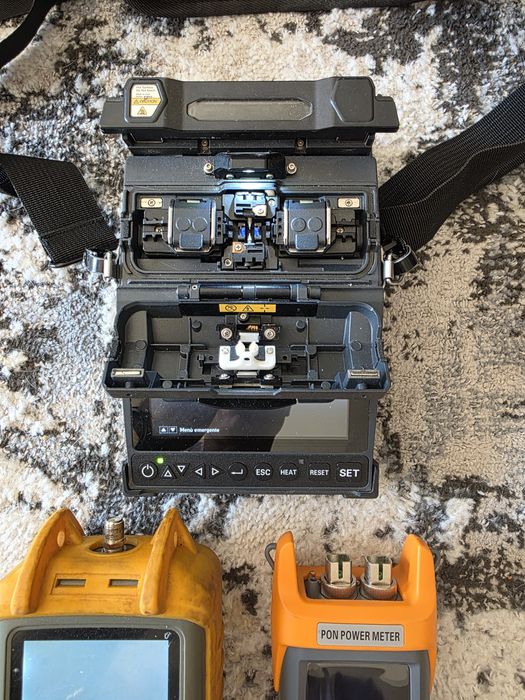 Kit telecomunicações