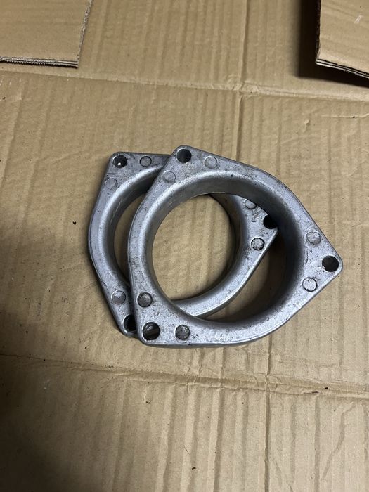 Проставки під передні стійки ваз 2109