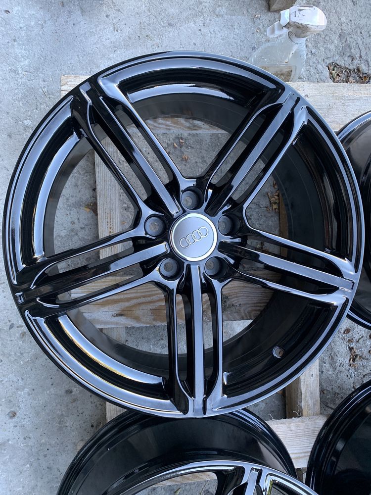 8jx18 et32 pompei s-line 5x112 jet black