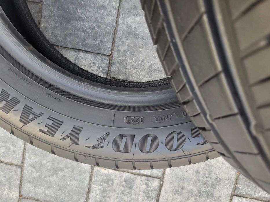 165 /65 R 15   GoodYear     Lato/Komplet
