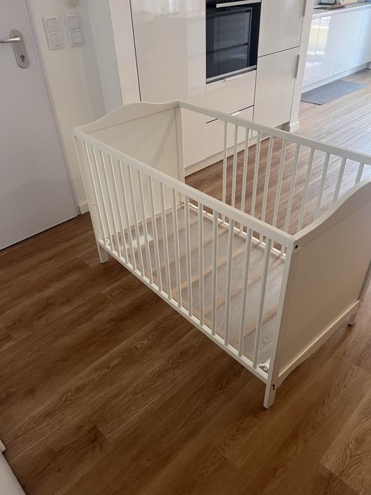 Berço ikea SMAGOTA