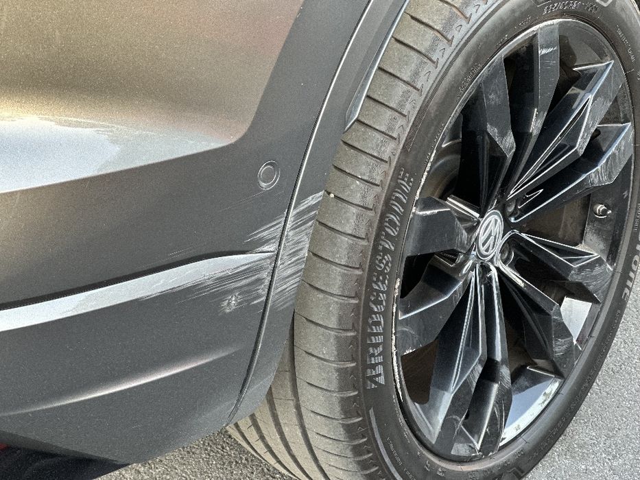 Продам заряженный R-Line Touareg 2019 года!