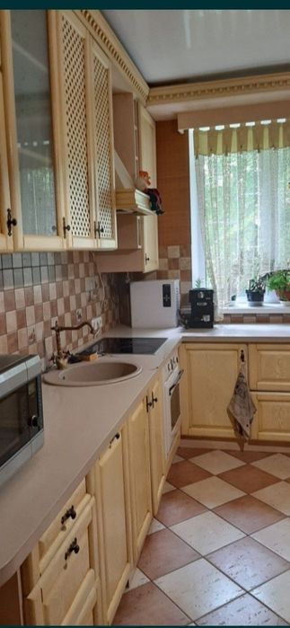 Здам 2Поверх Будинок Центр можливо Короткий Термін оренди