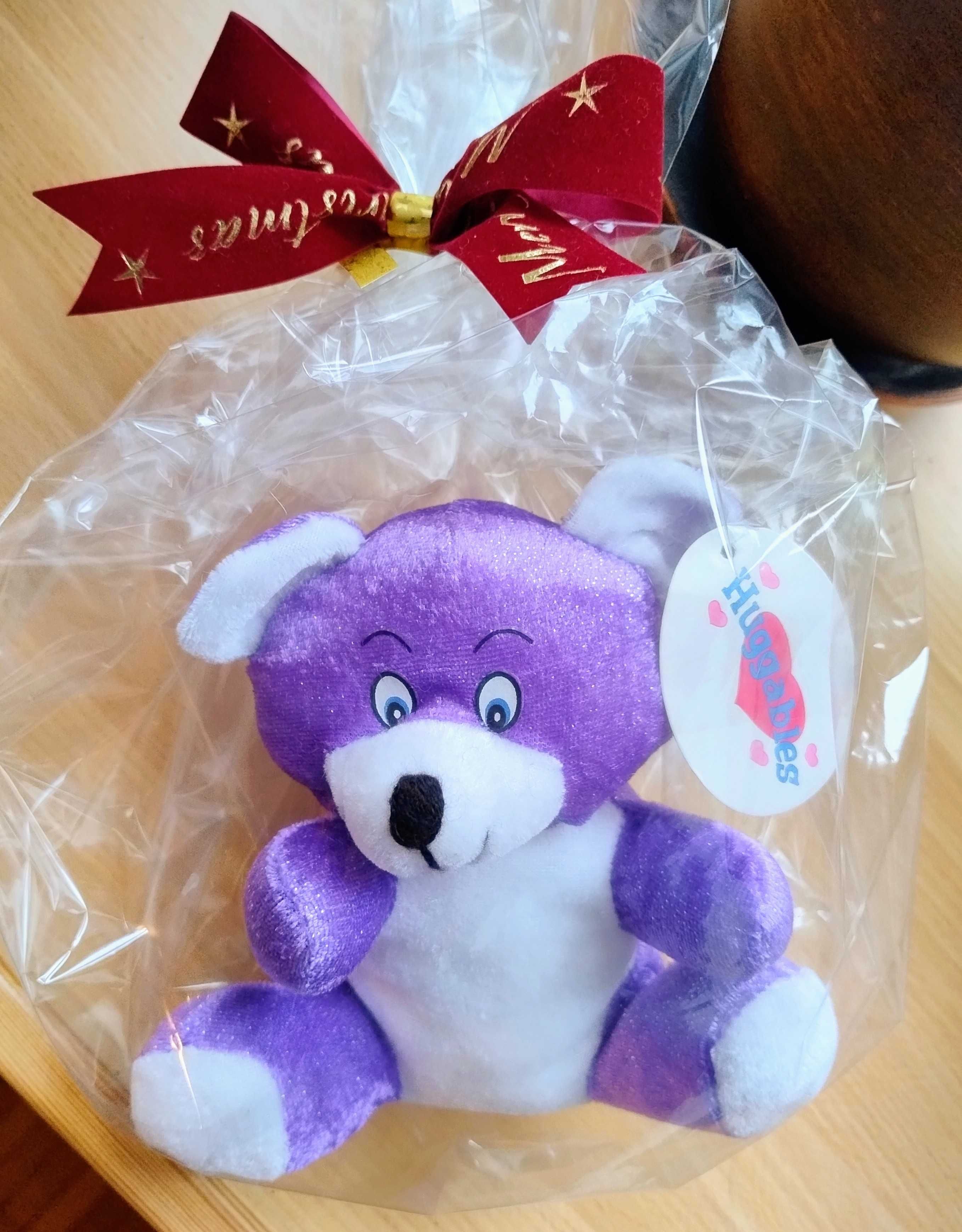 Huggables fioletowy misiu