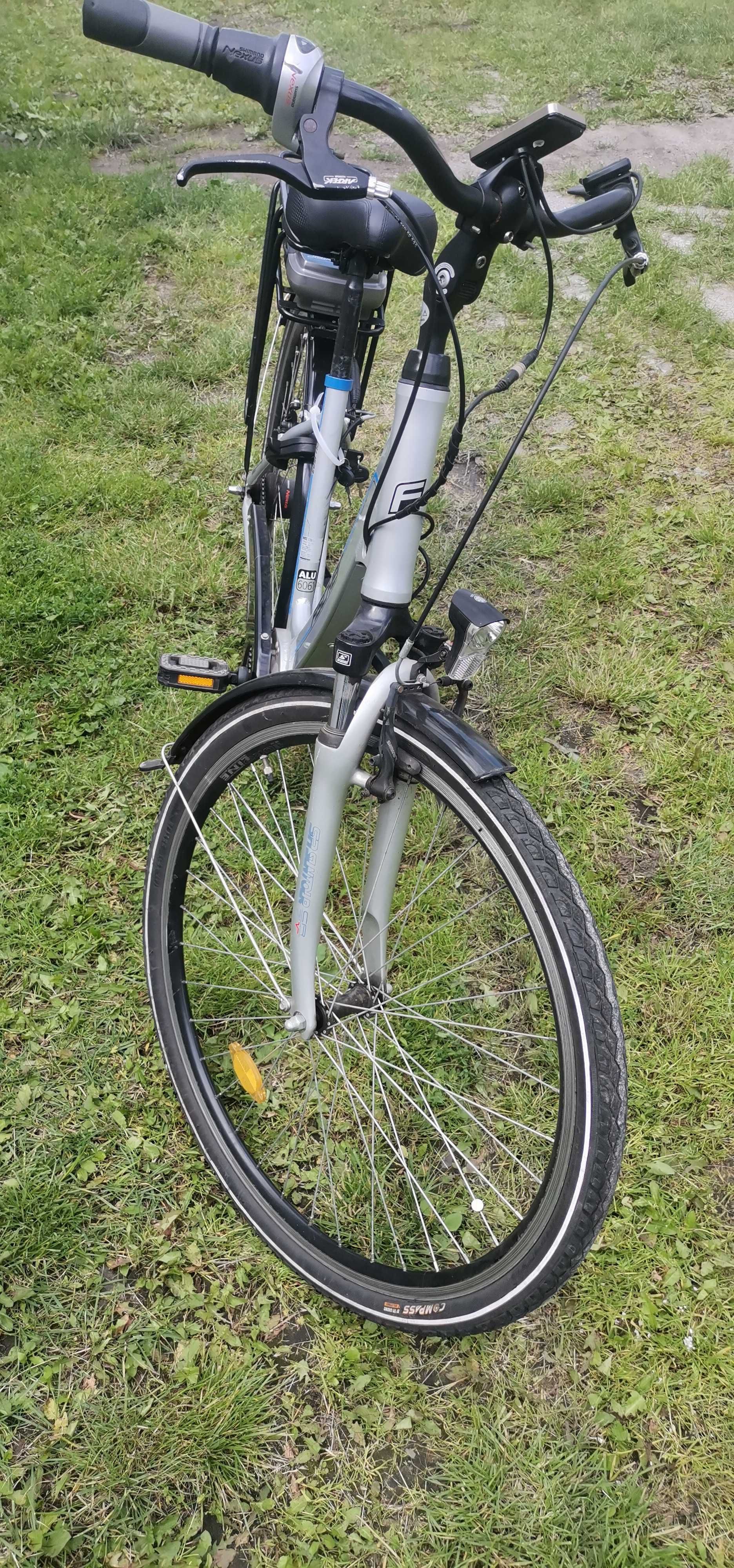 Rower elektryczny Fischer 28"