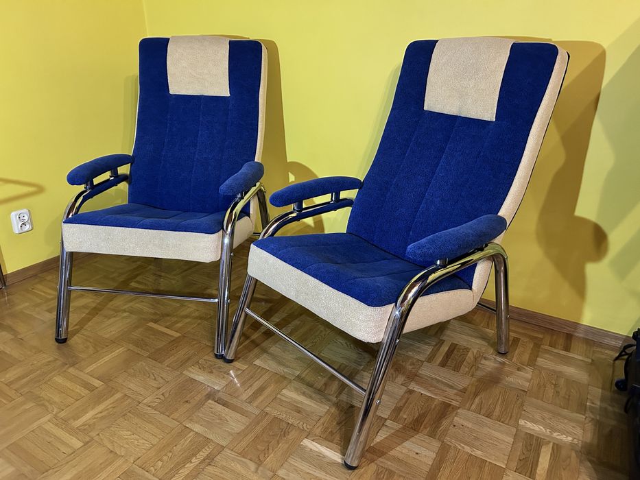 Zestaw wypoczynkowy wersalka rozkładana dwa bardzo wygodne fotele