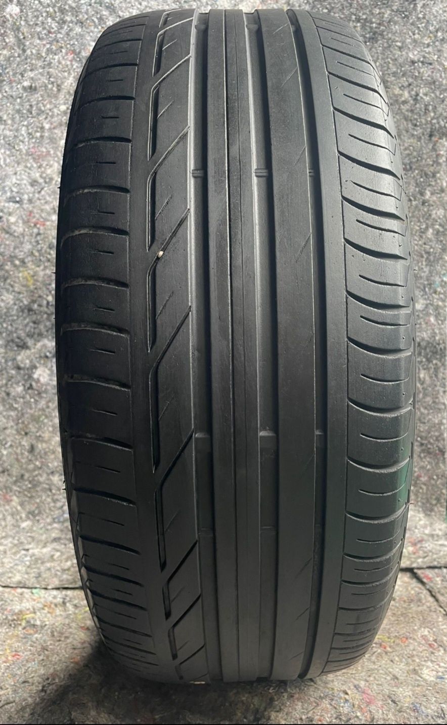 BRIDGESTONE 225/50R18 Turanza  T001