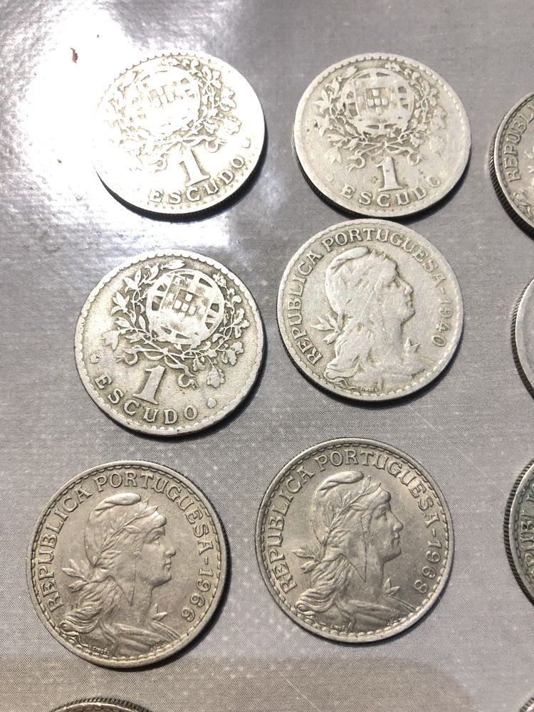 Várias moedas 1 escudo várias datas
