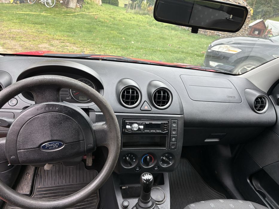 Małe spalanie Ford fiesta 1.3 benz