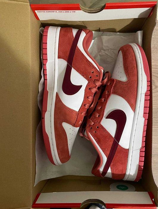 Nike Dunk Low Valentines Day White/Red 38/39 (24-25 cm)