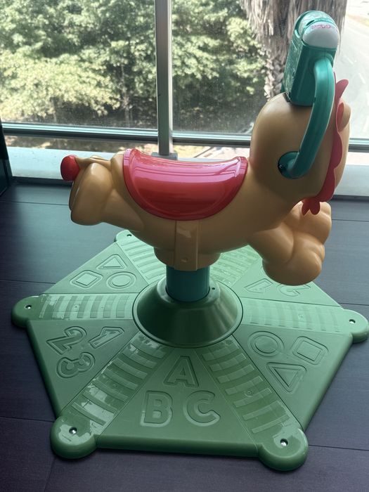 Vendo brinquedo giratorio!
