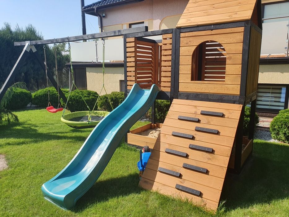 MODU-BOX 4 + Drewniany Nowoczesny Modułowy plac zabaw