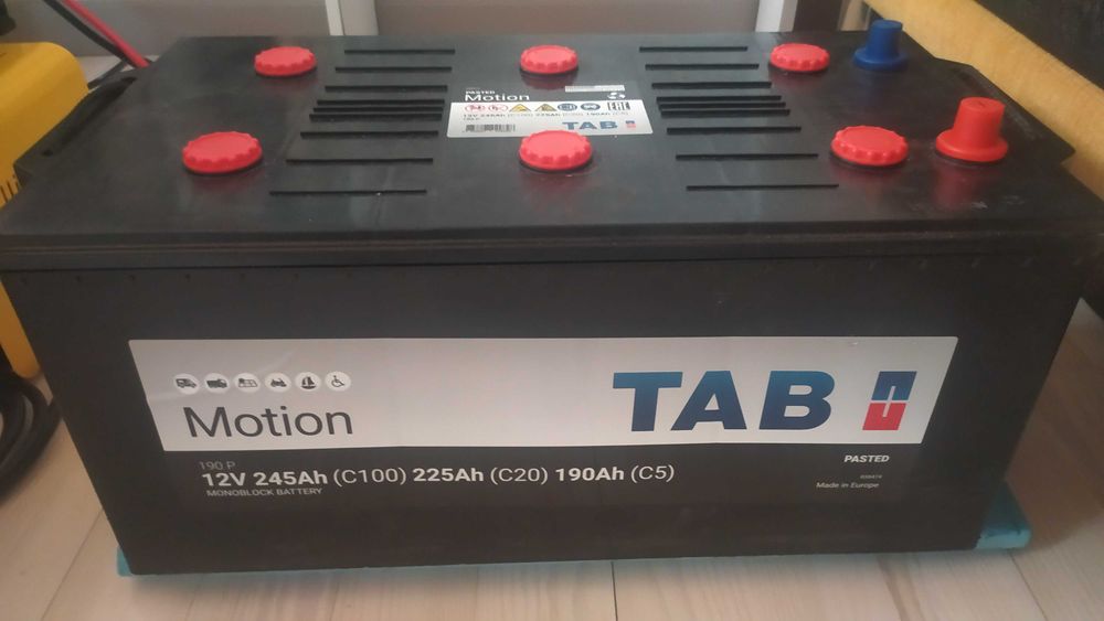 Продам тягові акумулятори  ТАВ
