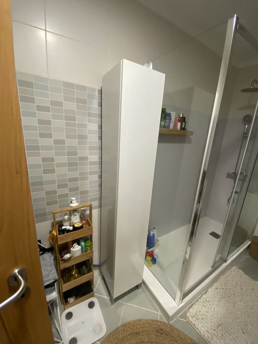 Armario comprido WC branco leroy