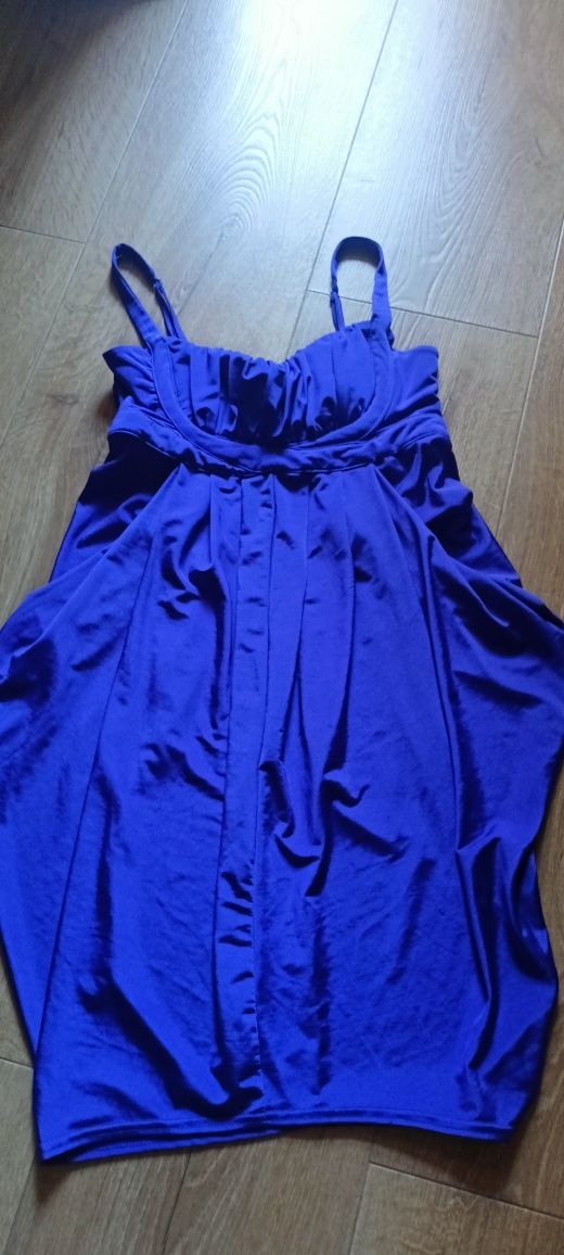 Fioletowa sukienka  z regulacją ramiaczek