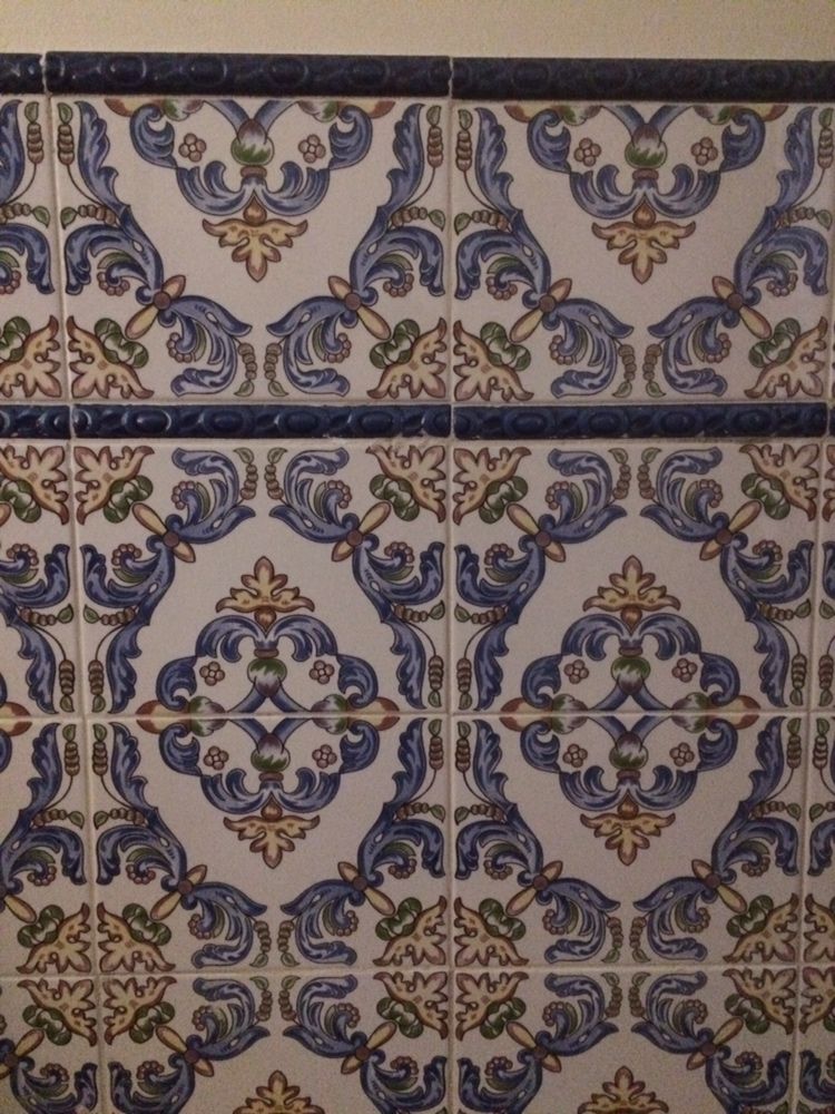 Azulejos de parede em padrão