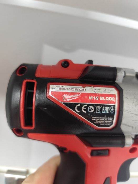 Milwaukee M18 BLDD2 акумуляторний безщітковий шуруповерт Мілвоке оригі