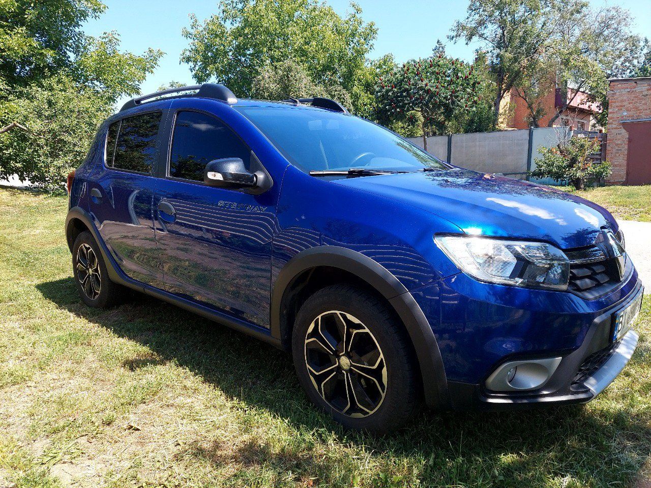 Renault sandero stepway 0,9 автомат