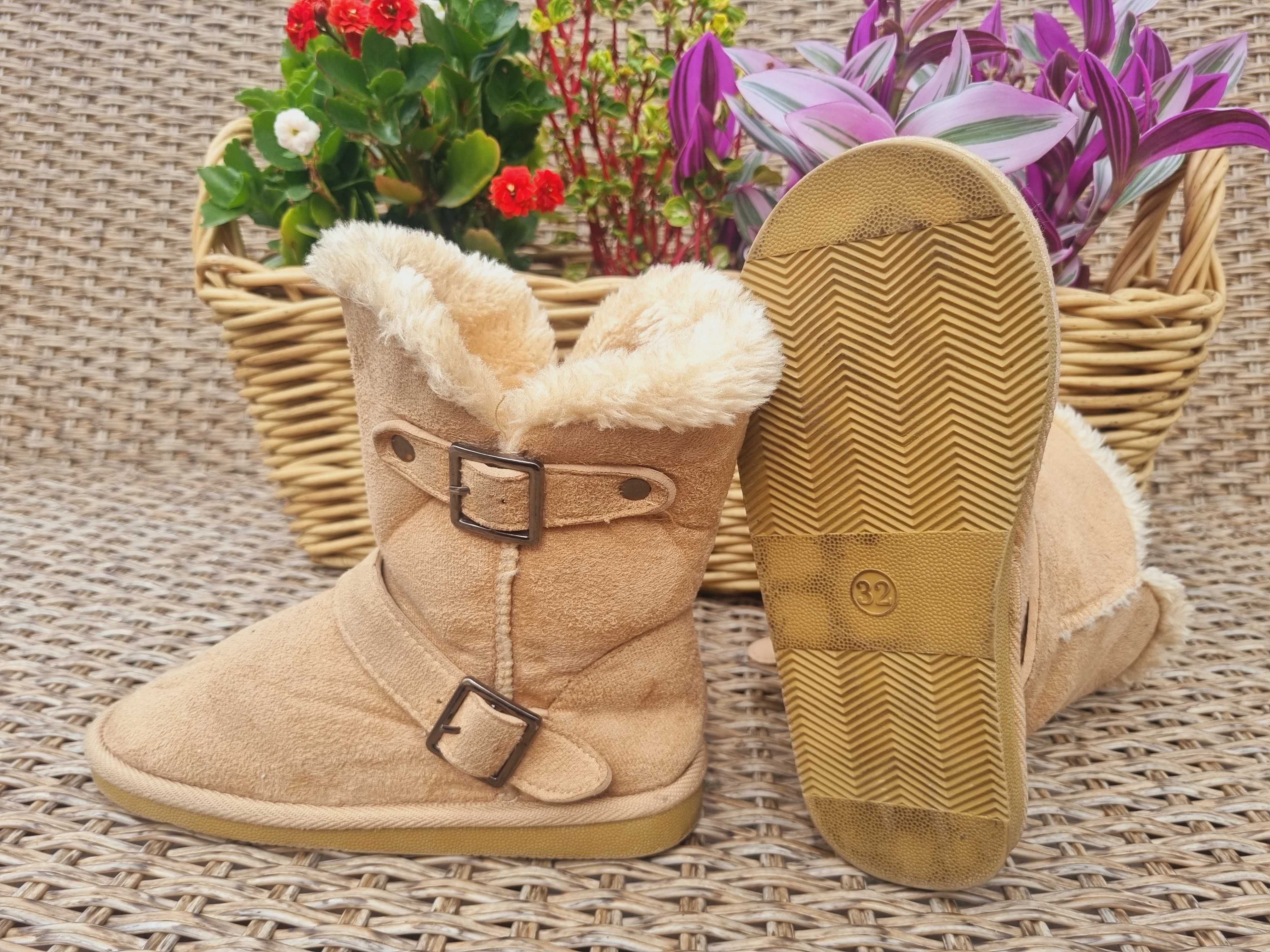 Buty EMU beżowe R 32 botki śniegowce eskimoski mukluki mamufy