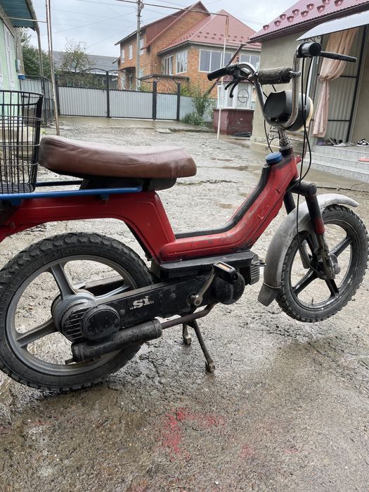 Мопед з педалями піяджіо SI