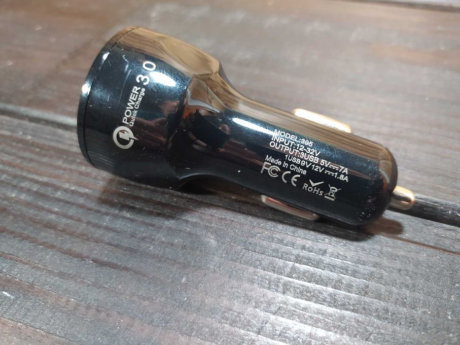 Зарядное устройство USB 3.0 от прикуривателя с подсветкой APD-369