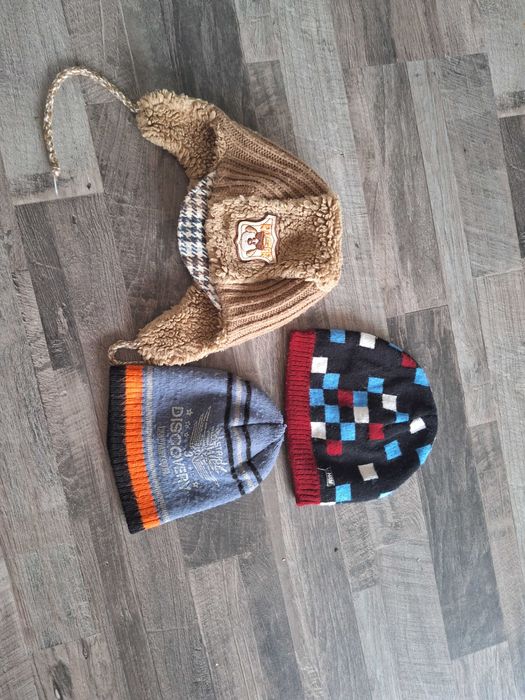 Zestaw czapek dla chlopca rozne rozmiary