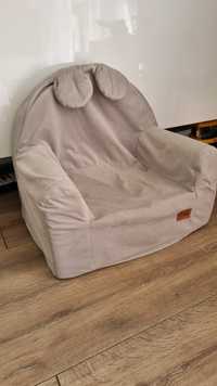 Fotelik szary dla dziecka