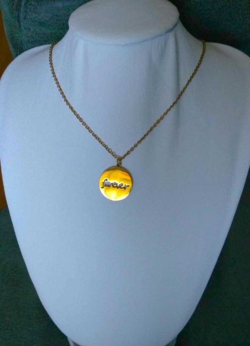 Colar Aço Dourado c/ Medalha Forever NOVO