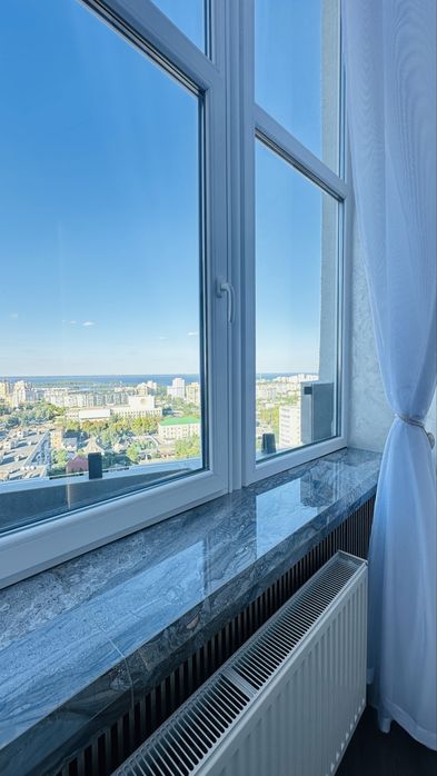 Продам 3-кімнатну квартиру з видом на Дніпро та місто Черкаси!