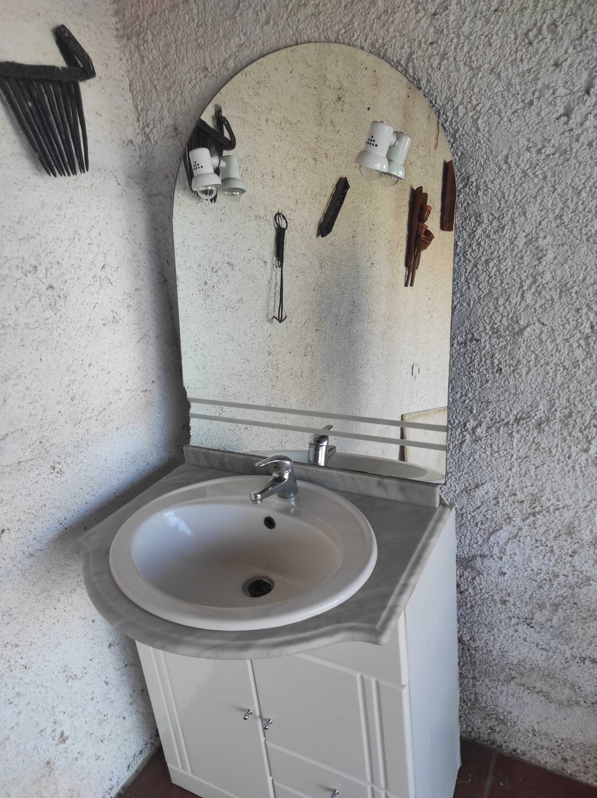 Móvel de casa de banho com espelho [Negociável]