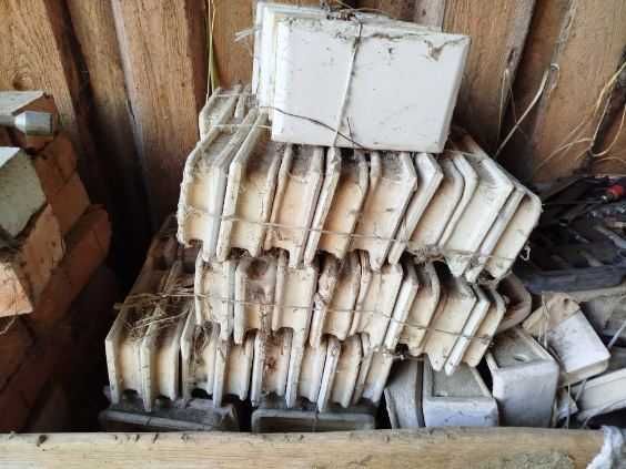 Kafle piecowe białe