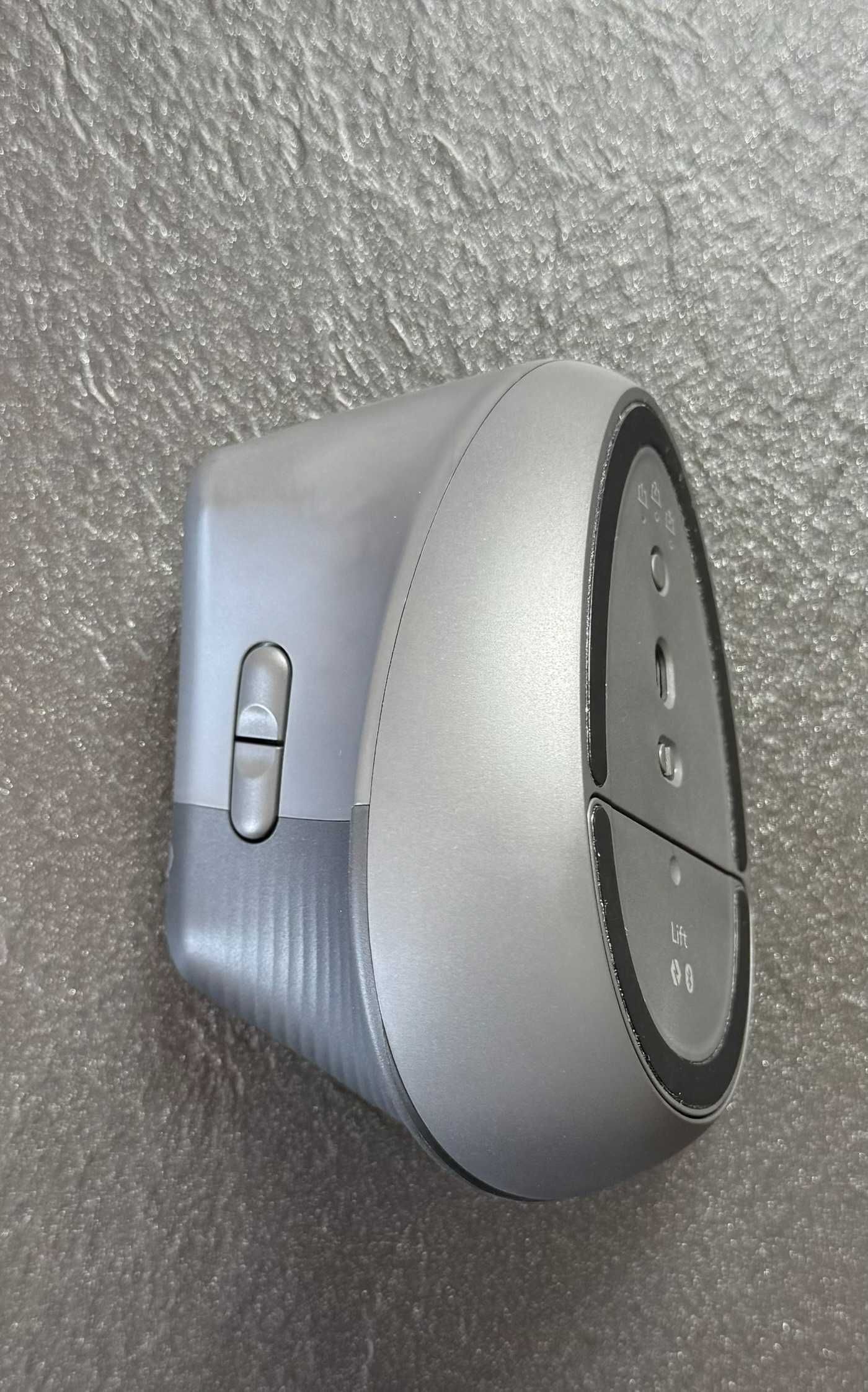 Myszka bezprzewodowa Logitech Lift Left sensor optyczny