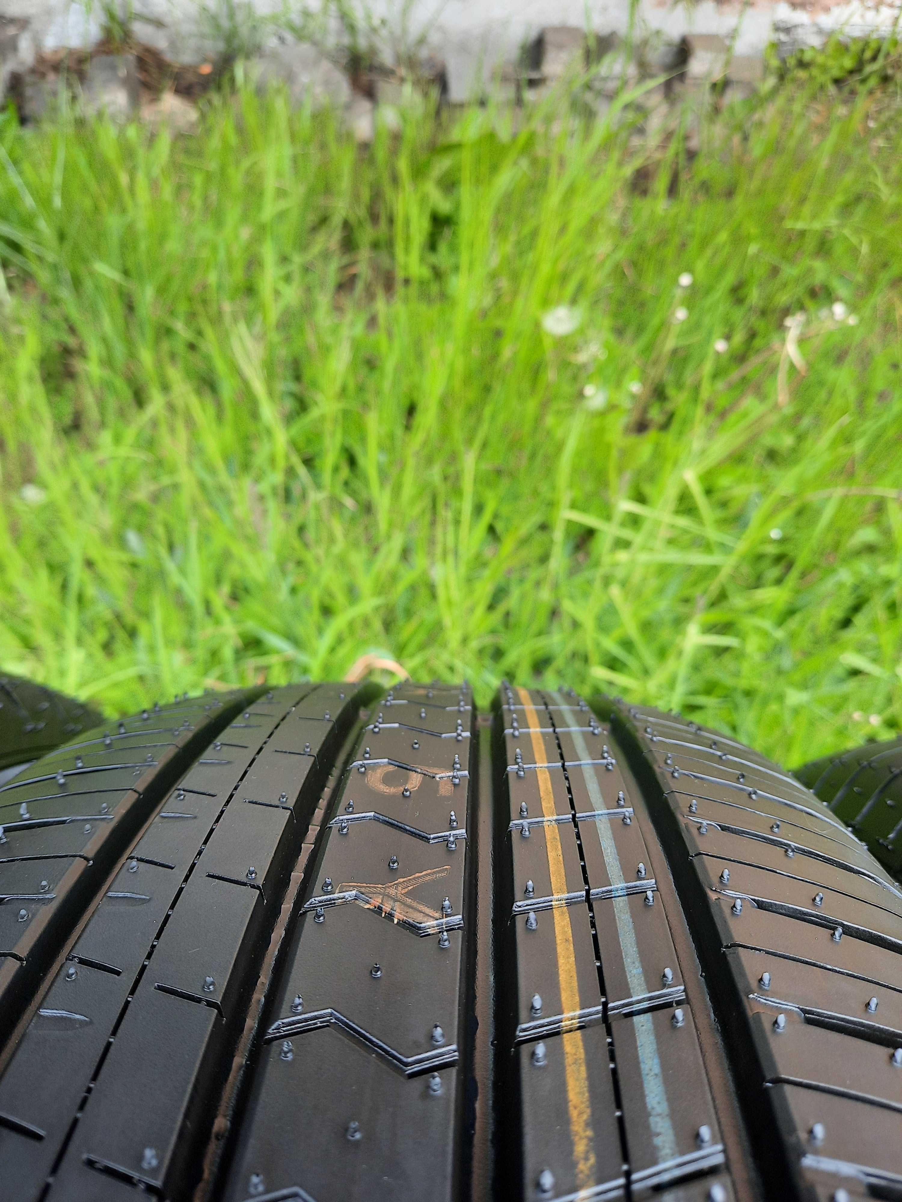 Nowe opony letnie klasy średniej FALKEN 235/60/18 SUV 2023 r