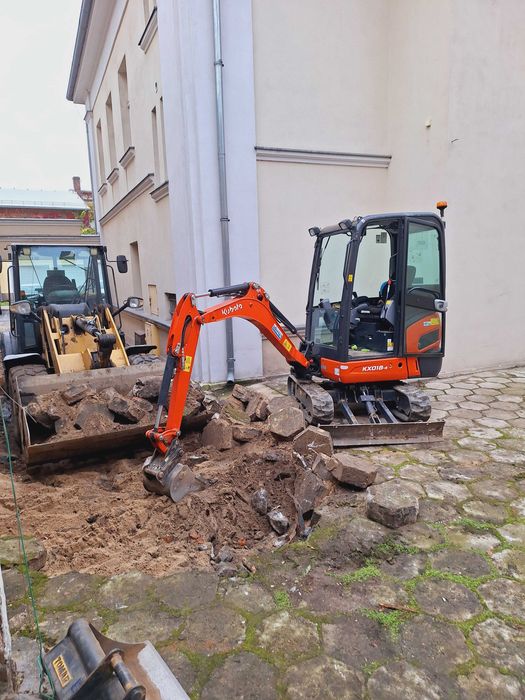 Usługi minikoparką wiercenie pod słupki