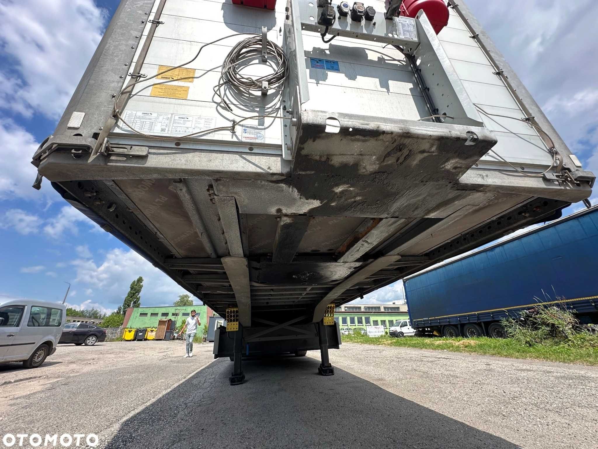 Schmitz Cargobull SCB 3S3T SCHMITZ / Шторний / Мультилок / XL