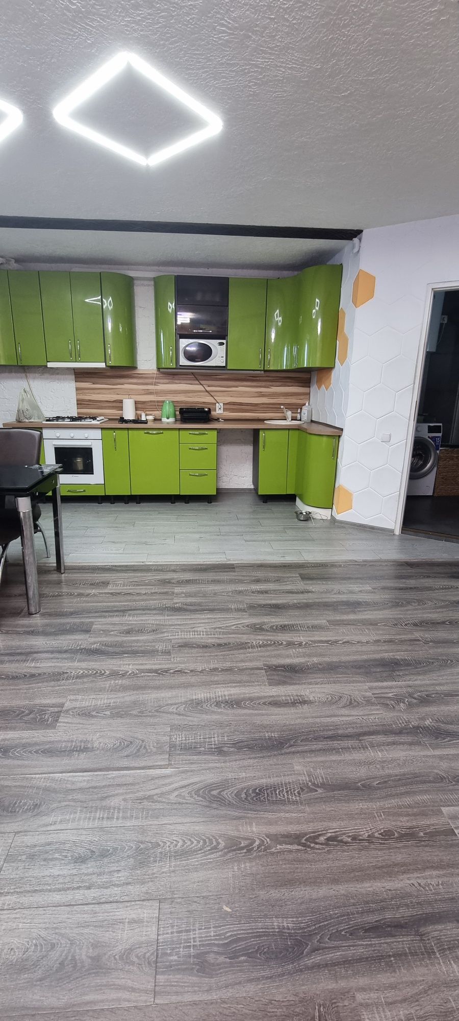 Продаж 1-но кімнатної квартири 49.6м2 в Центрі міста