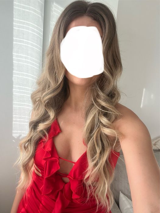 Peruka gęsta falowana ciemny blond