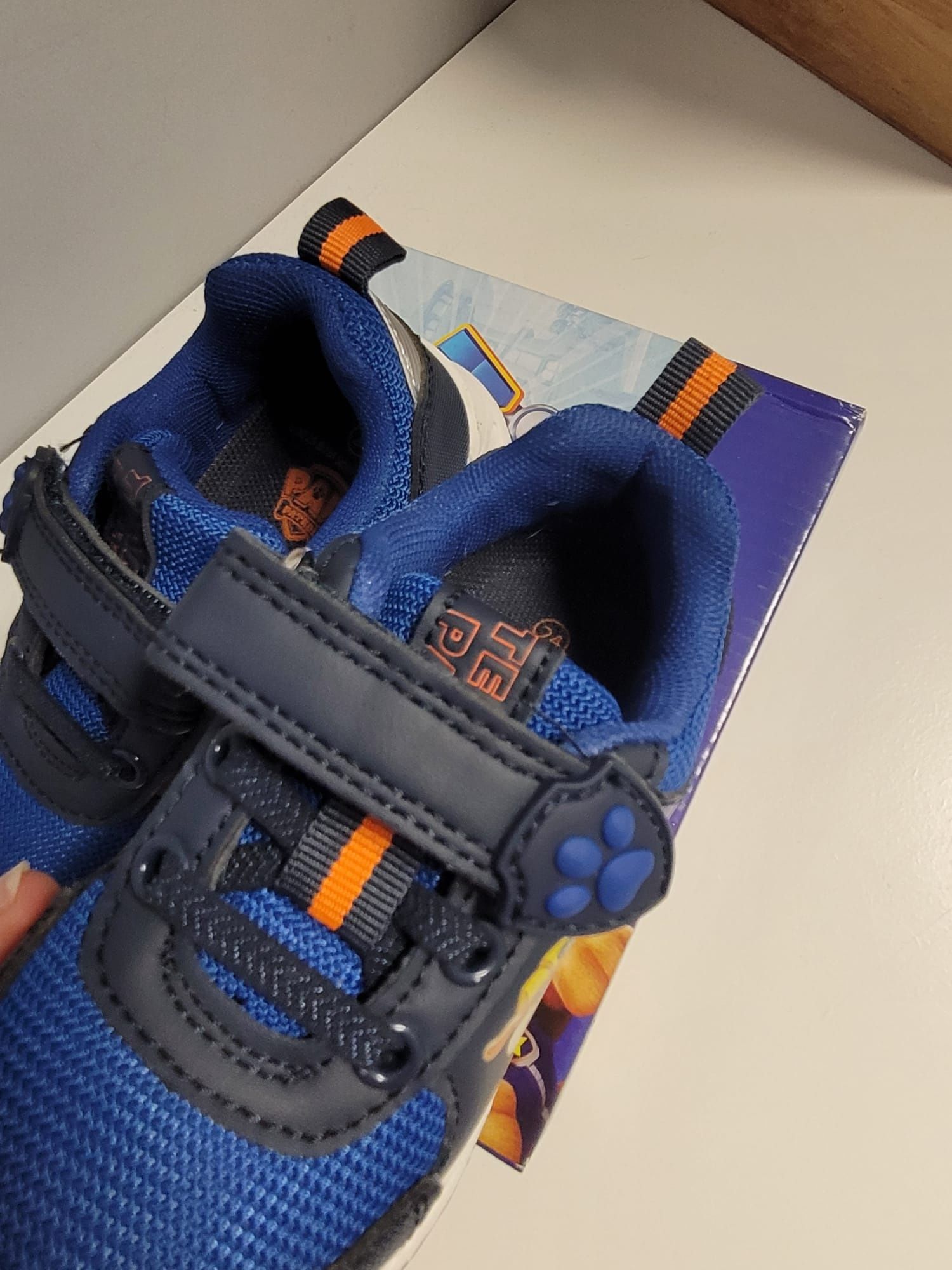 Buty Psi Patrol roz. 24 świecące