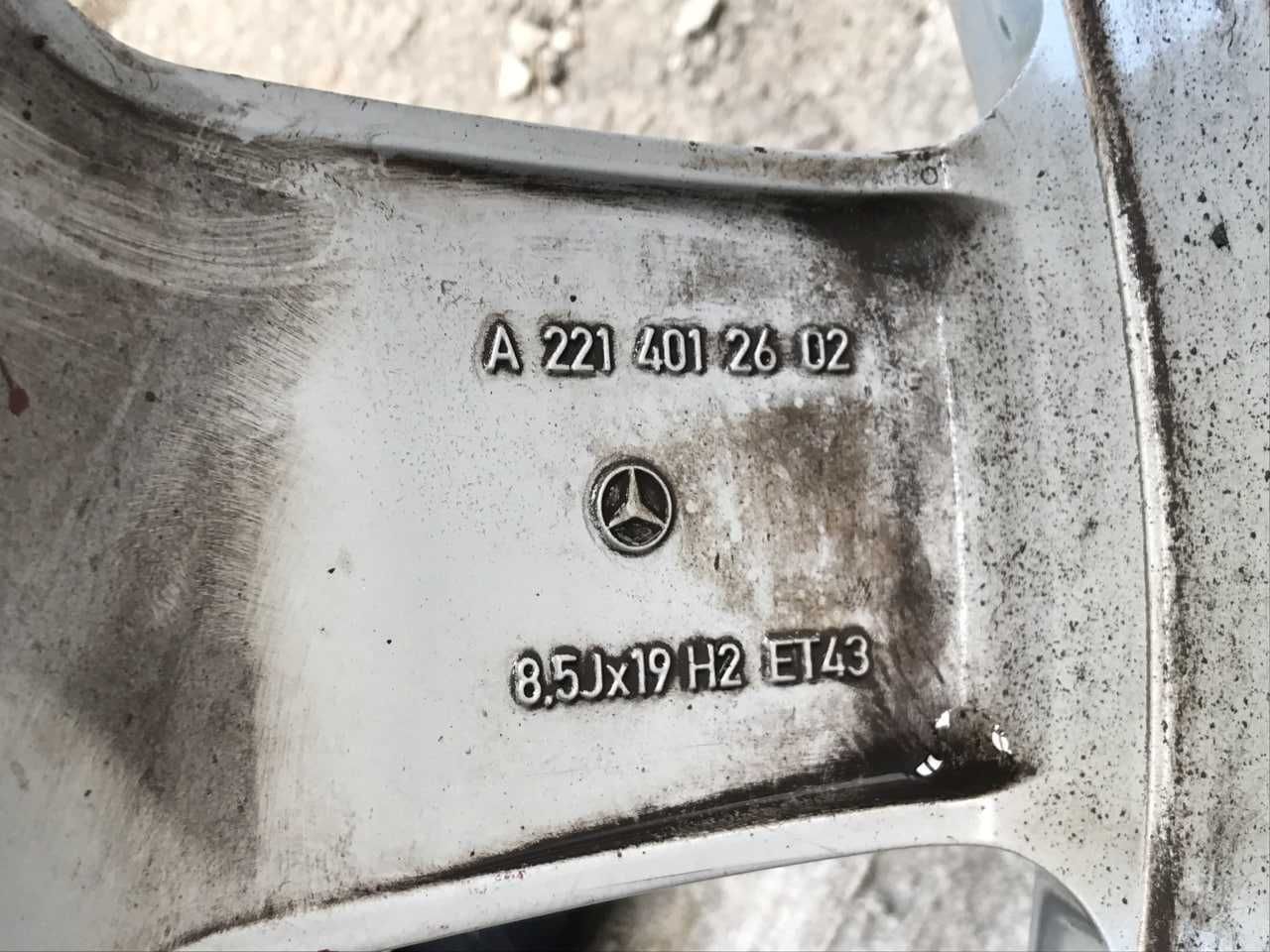 Продам диски Borbet R19 5x112 для Mercedes с резиной